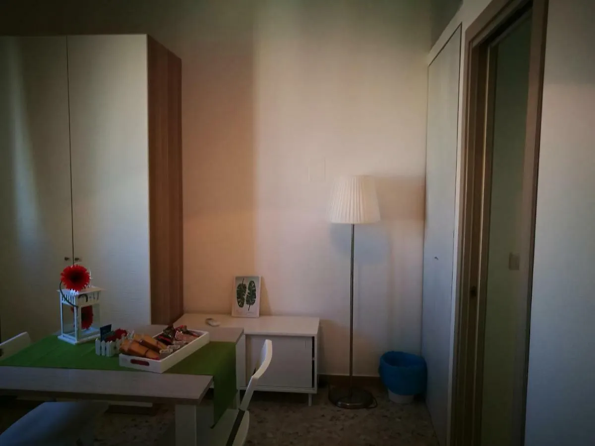 Simply House In Bari Apartment